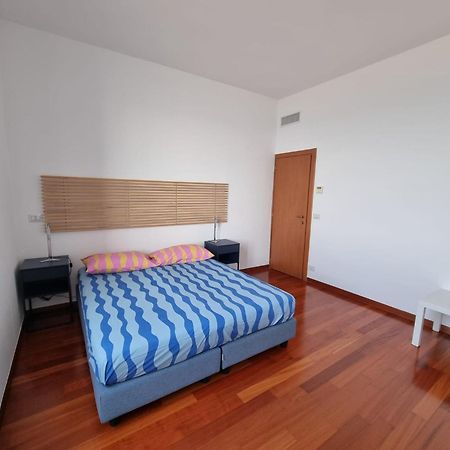 Seafront Holidays & Workstays Molfetta Exterior photo